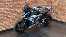 (23MY) BMW M1000 R